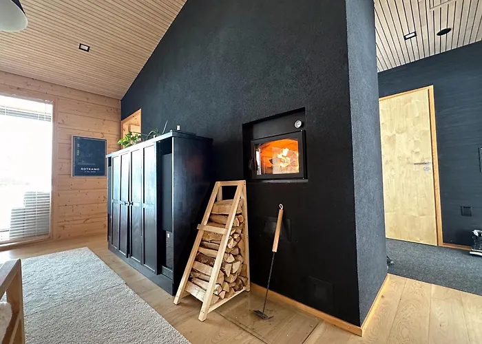 Nuaksen Kruunu Villa *